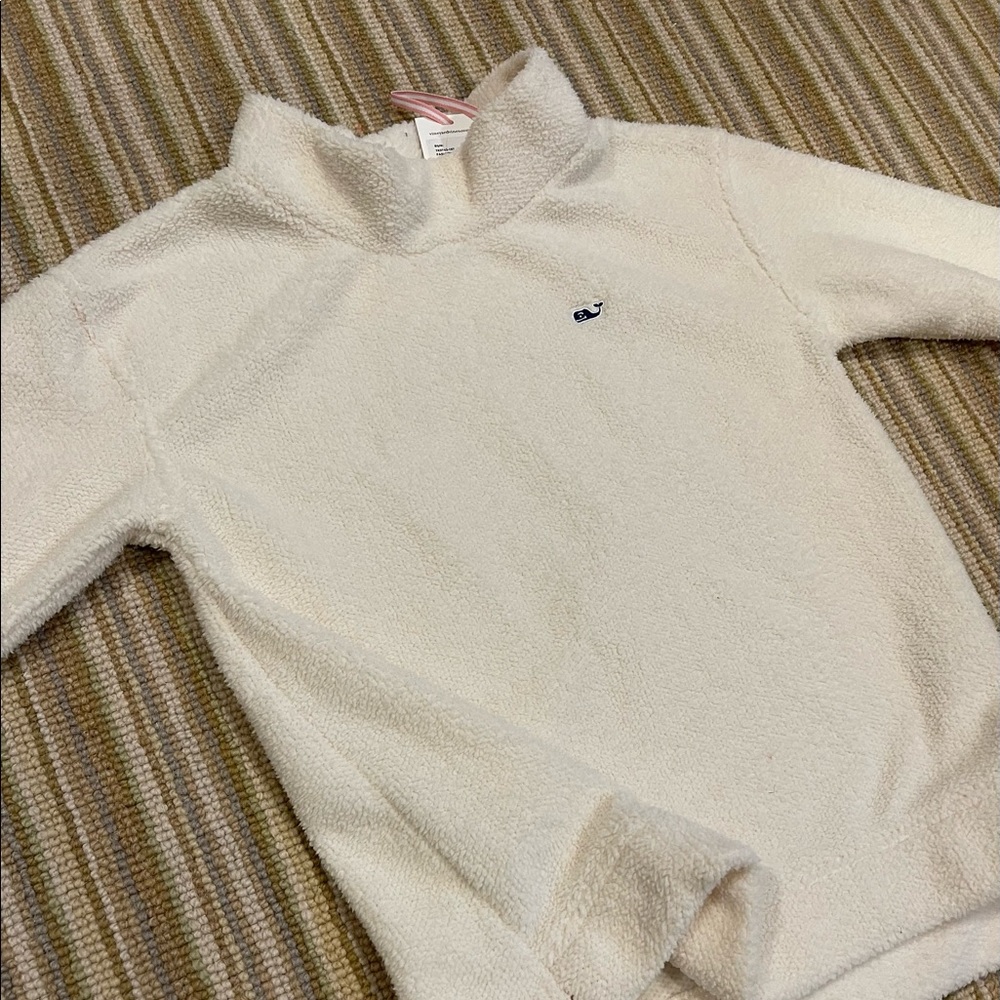 NWT!!!  Vineyard Vines Girls Fuzzy Mock Neck Shirt M (10-12)